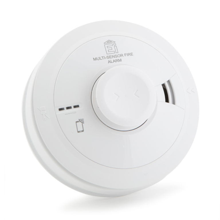 Ei3024 multisensor rook en hittemelder 230 V met 10-jaar back-up batterij AudioLINK SmartLINK.